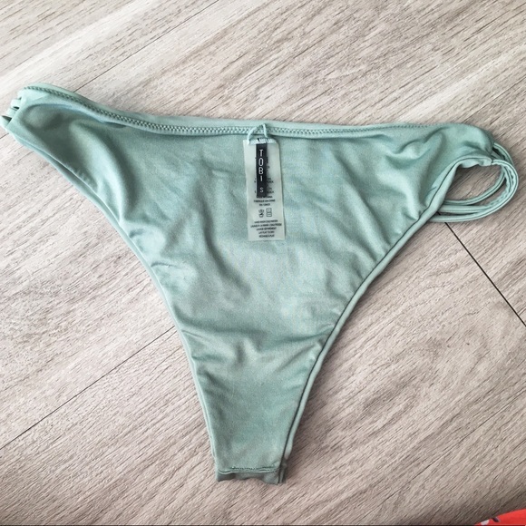 TOBI • Jade Bikini Set - Picture 5 of 7